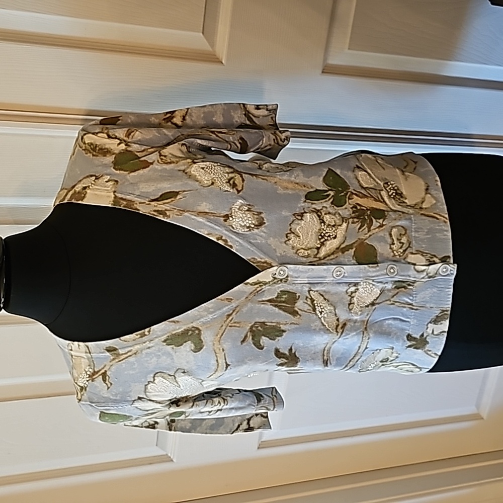 Talbot beaded short sleeve sweater.